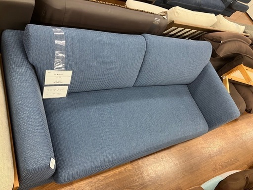 2人掛けソファー　ファブリック　ブルー　8,800円