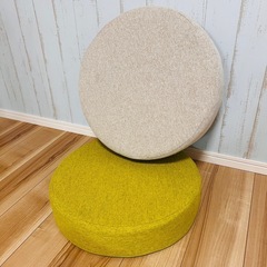 【美品】円形クッション　２個セット　50㎝　低反発　座椅子　スツ...