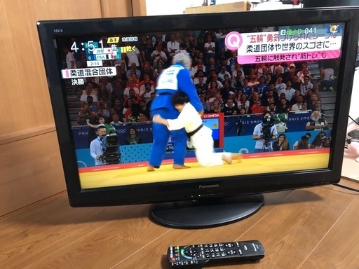 Panasonic 液晶テレビ　TH-L32X2-K  2010年製