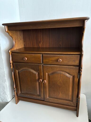 カリモク　ヴィンテージ　家具　キャビネット　サイドボード　収納棚