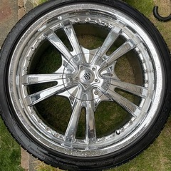 アルミホイール245/35ZR20中古タイヤ付きアルミホイールの画像