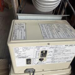 サンポット煙突式石油ストーブの画像