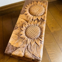 木彫りティシュペーパー入れの画像