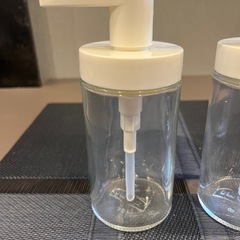 IKEA ソープディスペンサー3個セットの画像