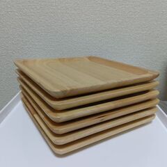 ニトリ 木製角皿(18×18センチ)6枚の画像