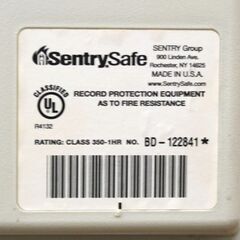 SentrySafe 家庭用 小型耐火金庫 テンキー式 札幌市 清田区 平岡の画像