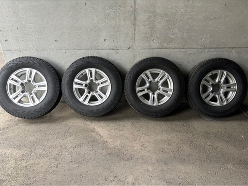 JB74ジムニーシエラに装着　　スタッドレス付きアルミホイール