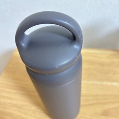 KINTOキントー   デイオフタンブラー ダークグレー 水筒 マグボトル 500mlの画像