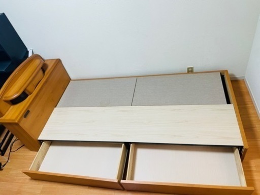 高級　フランスベッド(シングル) 収納•コンセント•電球•マットレス付き