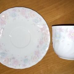 たち吉の洋食器セットの画像