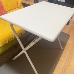 
ニトリ折りたたみテーブル