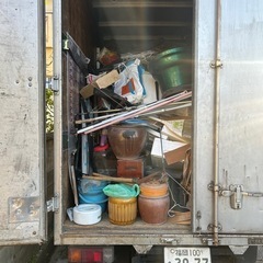 不用品回収スタッフ