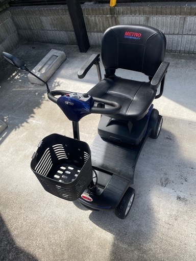 購入者決定済　
ネット決済　METRO MOBILITY シルバーカー　動作良好