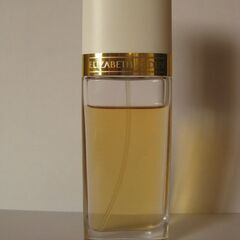 エリザベスアーデン TRUE LOVE オードトワレ スプレー ～30ml 香水の画像
