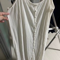 白　ワンピース
