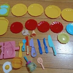 おままごと　セット　お皿　フォーク　ナイフ　たい焼き　まな板　お...