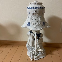 未使用　インテリアランプ　PORCELAIN FIGURINE LAMPの画像