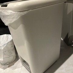 ゴミ箱　30l ニトリの画像