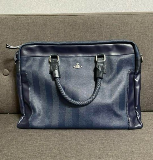 ヴィヴィアン ウエストウッド ビジネスバッグ