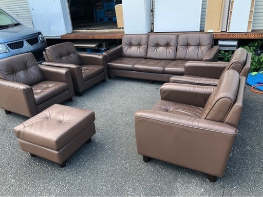 福岡市内配送無料　8人掛けソファー