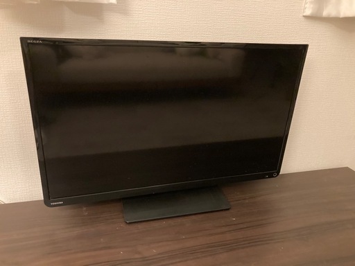 現地引取り　テレビ　32型　TOSHIBA　REGZA