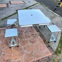 アルミ折り畳みテーブルイス