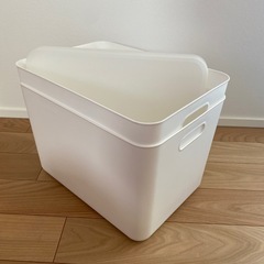 ダイソー蓋付きボックス