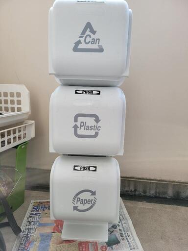 ダストボックス、ゴミ箱