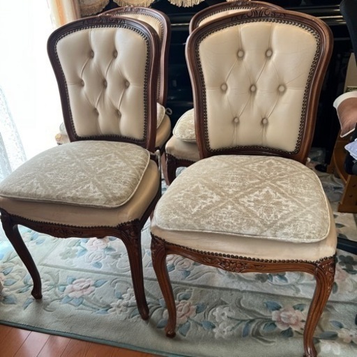 洋風椅子4本セット8000円