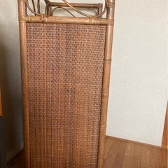 籐のチェストの画像