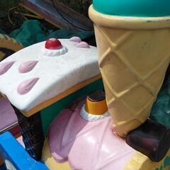 遊園地、ゲーセンの遊具（早い者勝ち）の画像