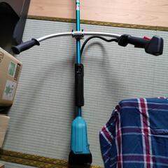 makita  草刈り機 マキタ 充電式 コードレス MUR368UD 18V+18V 本体のみ（付属品は写真のみ）バッテリー及び充電器無しの画像