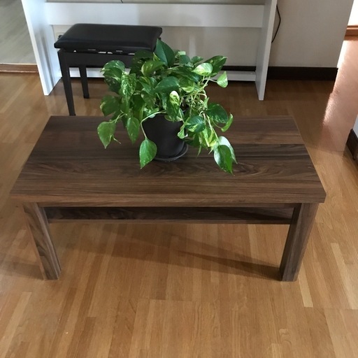 ウッドテーブル