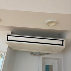 業務用エアコンの画像