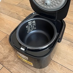 アイリスオーヤマ　ジャー炊飯器の画像