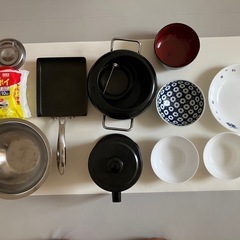 フライパン　揚げ鍋　ボウル　お皿　おたま置き