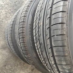 タイヤのお渡しのみ。23年製！225/45R18ヨコハマ タイヤADVAN dB v552 4本中古66000円！　
