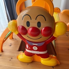 アンパンマンピッピすべり台の画像