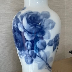 【定価¥45,730】　大倉陶園　花瓶　ブルーローズ　36cm 金彩