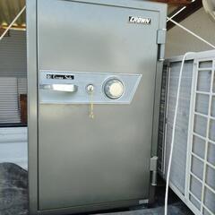 最終値下げCrownSafe金庫の画像