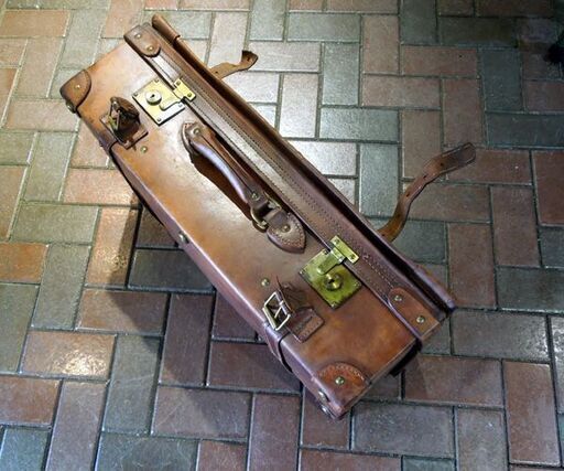 ② ビンテージ 寅さんバッグ オブジェ トランク 鞄 茶 旅行カバン オブジェ ディスプレイ 小道具 昭和レトロ 札幌市 新道東店