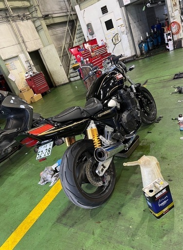 ヤマハ　XJR1200