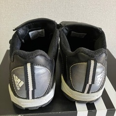 adidas アディダス　サッカーシューズの画像