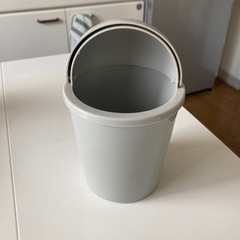 おまとめ購入してくださる方へ⭐️デスクゴミ箱の画像