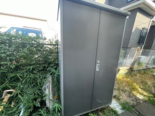 最終値下げ！早い者勝ち！イナバの物置