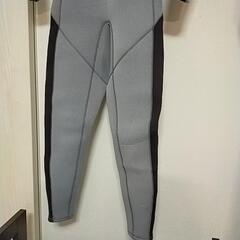 キッズ　ウエットスーツの画像