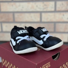 【VANS KIDS】
