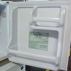 セール中につき、通常特価9,878円より20％引きの7,902円!　IRIS　アイリスオーヤマ　１ドア冷蔵庫　42L　右開き　AF42-W　白　ホワイト　2019年製の画像