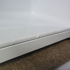 セール中につき、通常特価9,878円より20％引きの7,902円!　IRIS　アイリスオーヤマ　１ドア冷蔵庫　42L　右開き　AF42-W　白　ホワイト　2019年製の画像