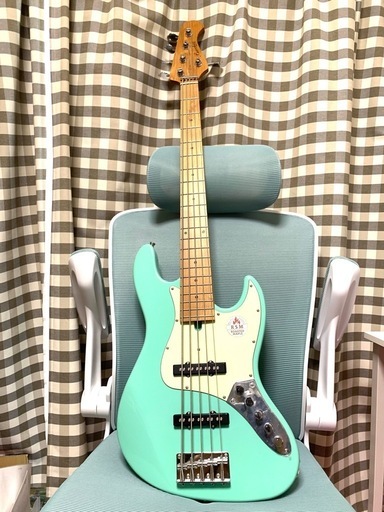 Bacchus 5弦ベース